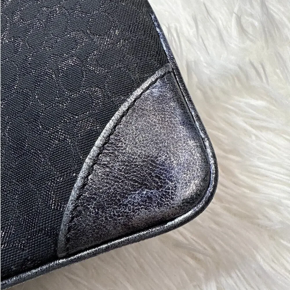 Vintage COACH y2k Black Metallic Silver Signature Canvas Wristlet